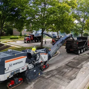 Chamberlain Contractors equipment at Wexford Gardens Condominiums