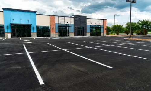 8 Signs Of A Neglected Commercial Parking Lot